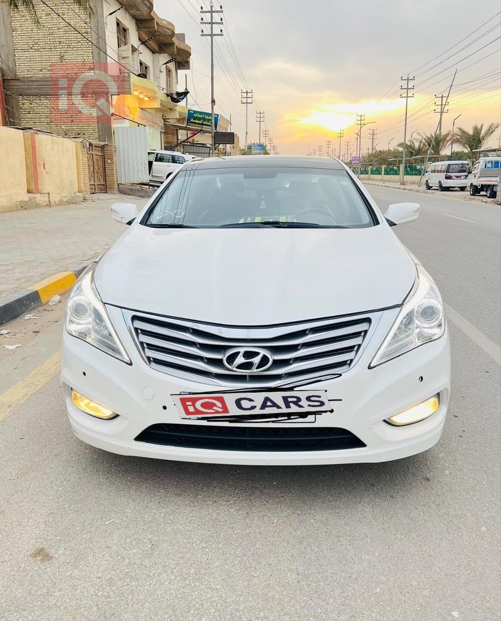 هيونداي أزيرا